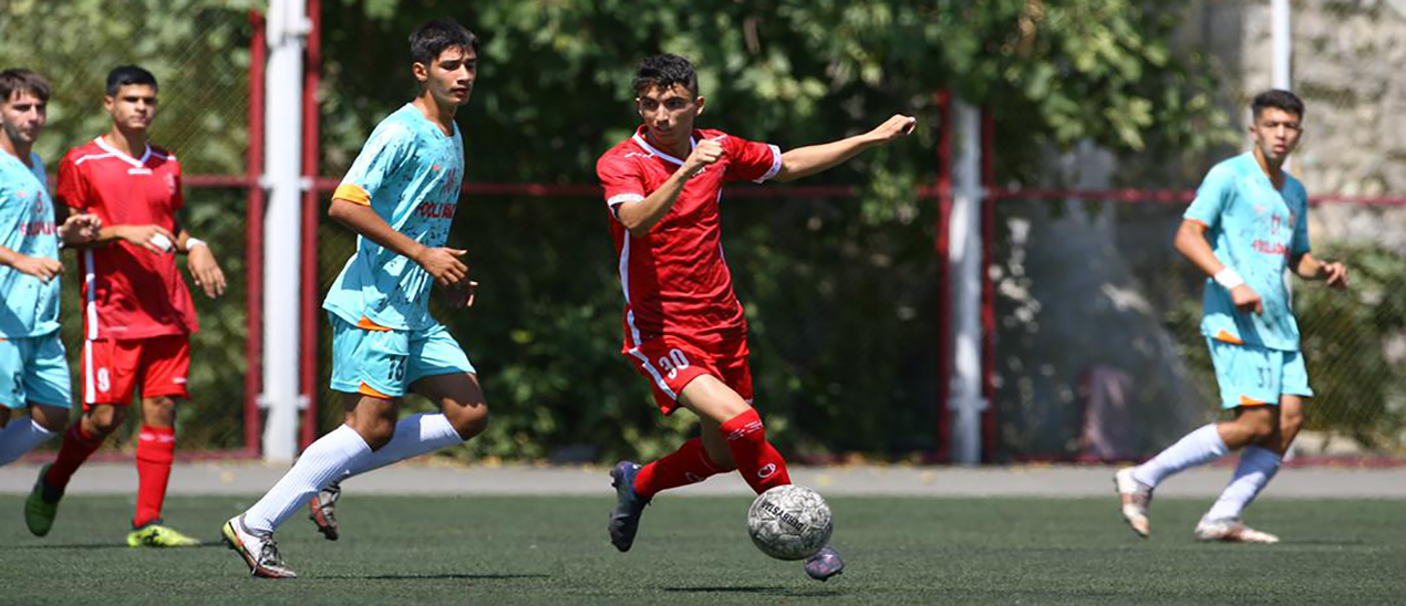 نوجوانان پرسپولیس به تساوی برابر فولاد رضایت دادند